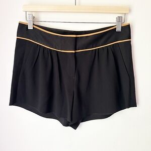 Aritzia T. Babaton Antoine Dress Shorts Black with Tan Trim and Pockets Sz 6